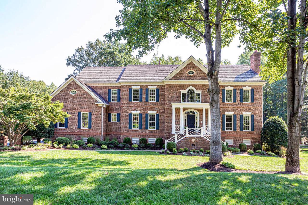 10720 Falls Pointe Drive - Photo 1