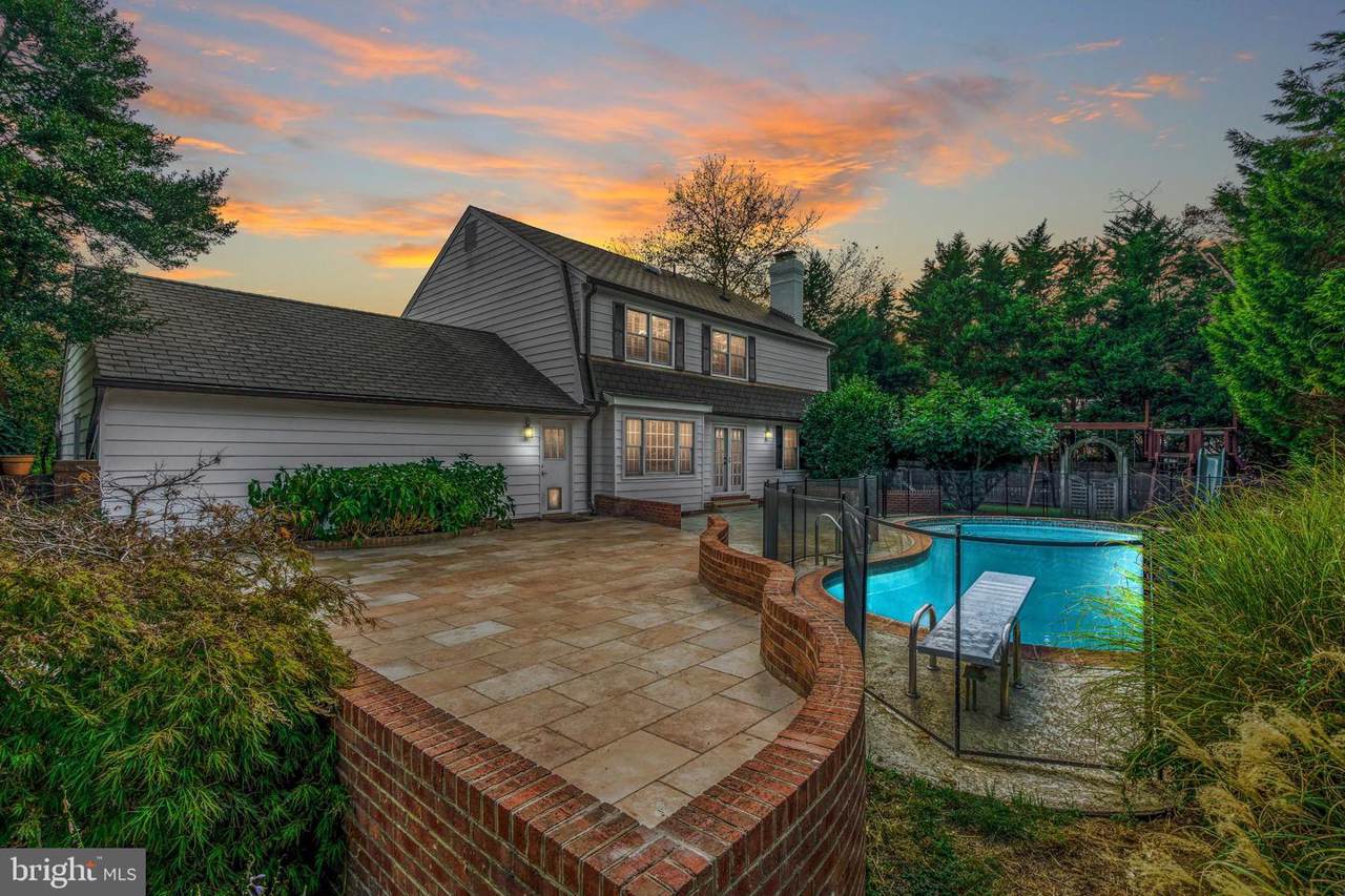3706 Riverwood Court - Photo 1