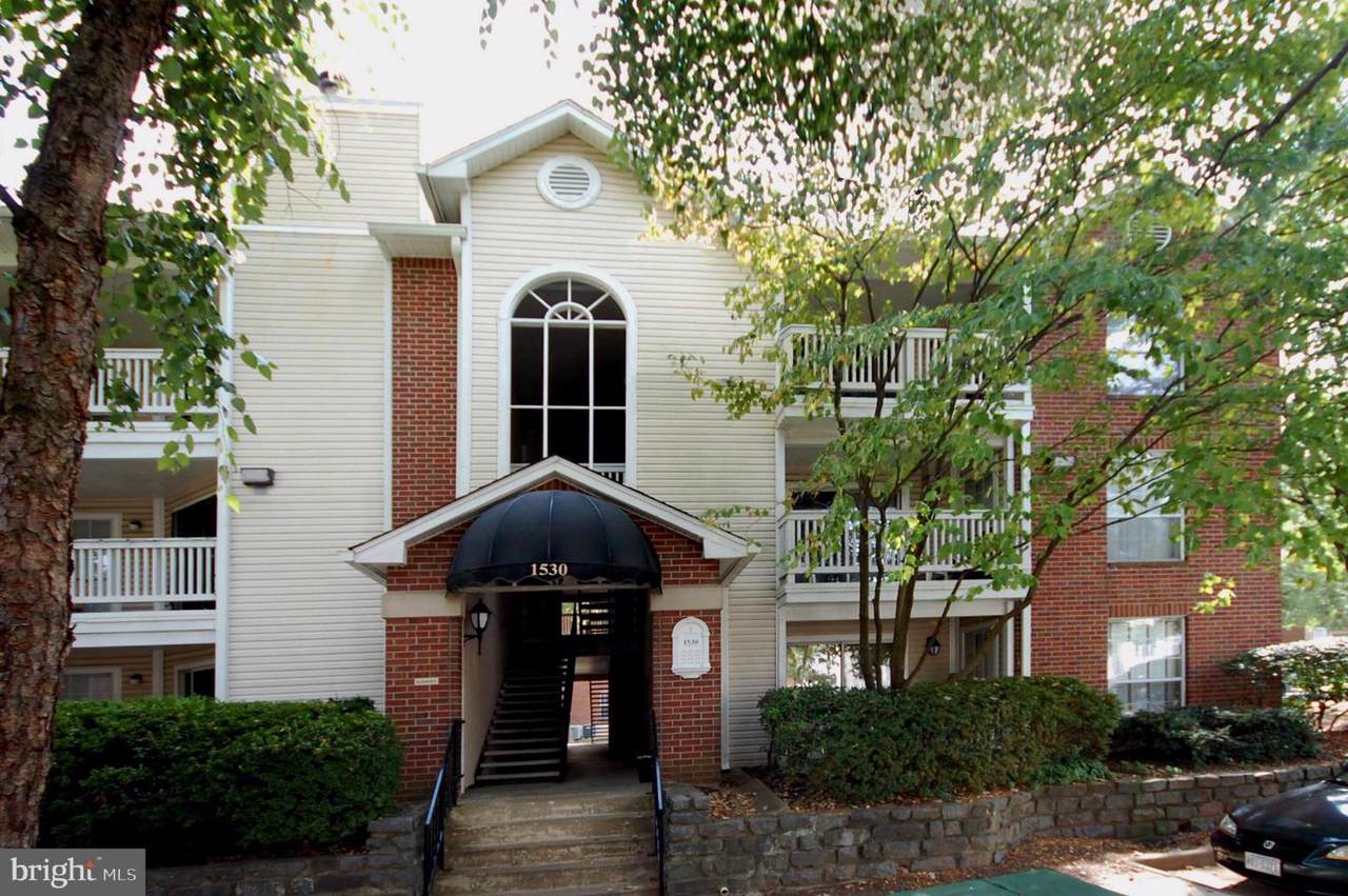 1530 Lincoln Way - Photo 1