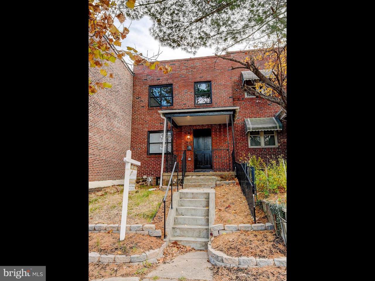 231 Clinton Street - Photo 1