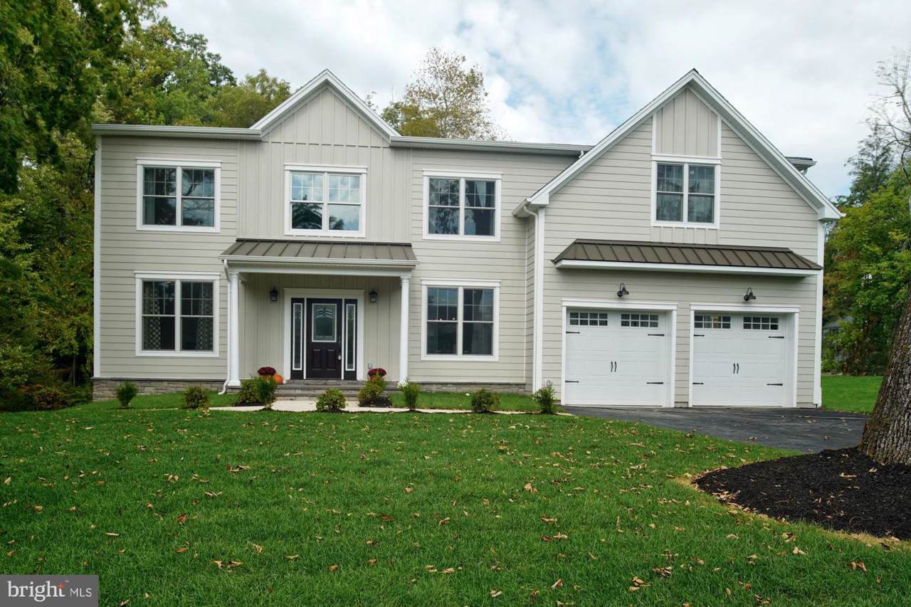 184 Mansgrove - Photo 1