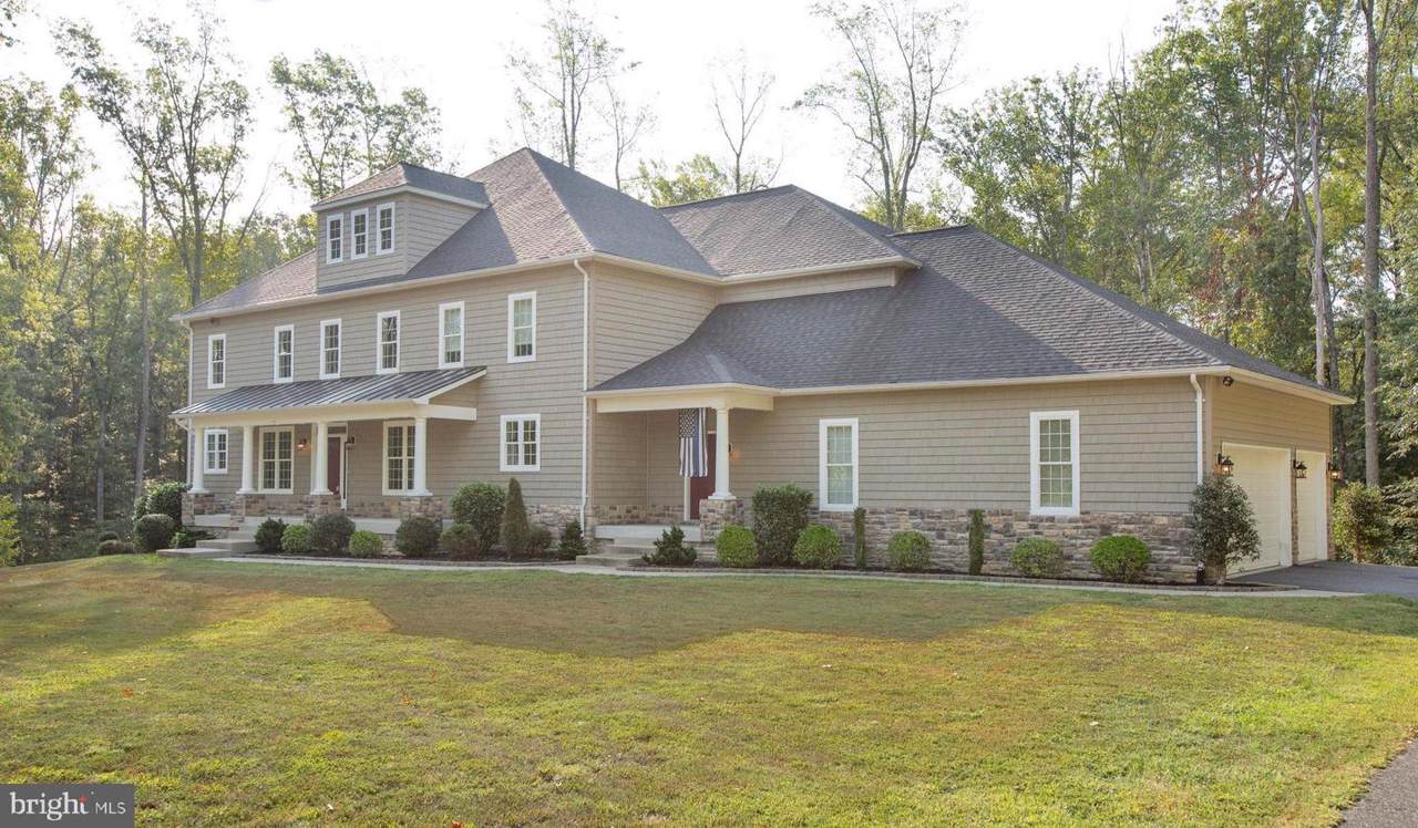 114 Estates Drive - Photo 1