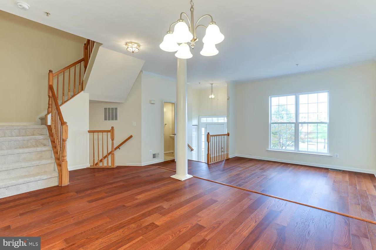 45803 Colonnade Terrace - Photo 1