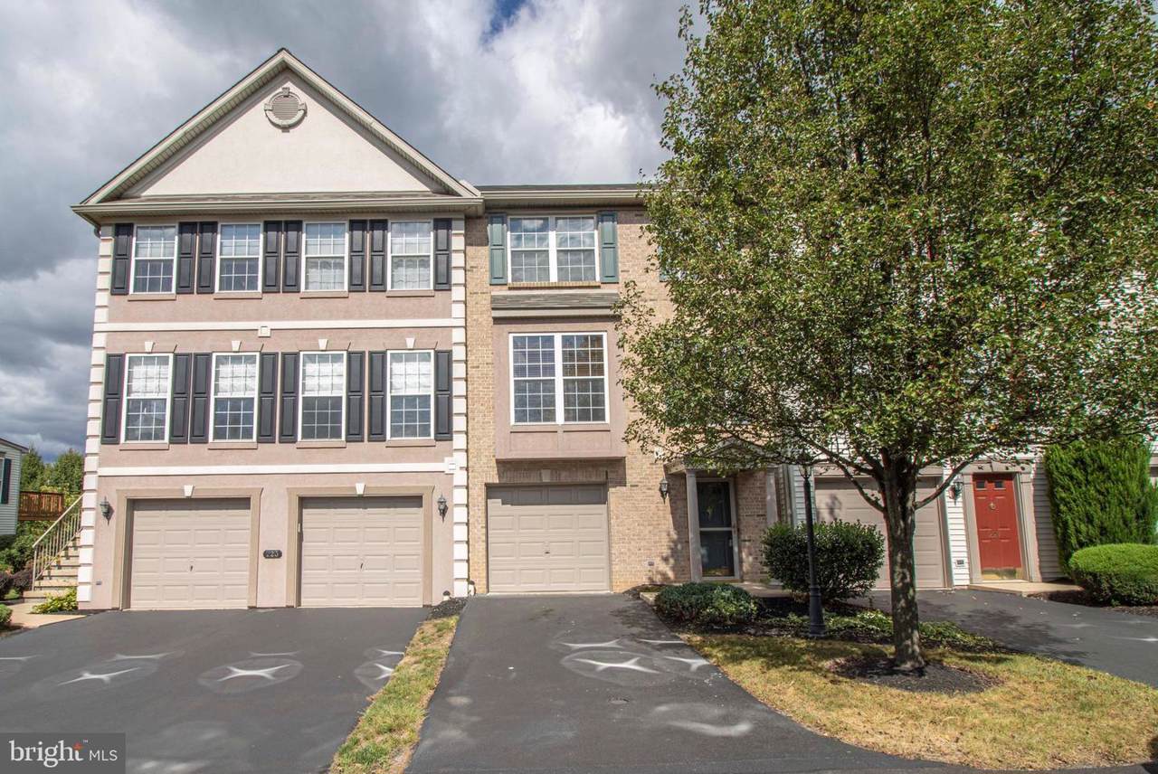 225 Wheatfield Way - Photo 1