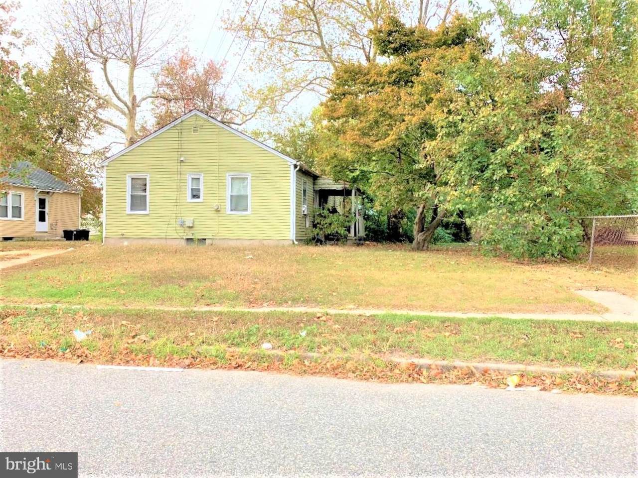1218 1ST Avenue - Photo 1