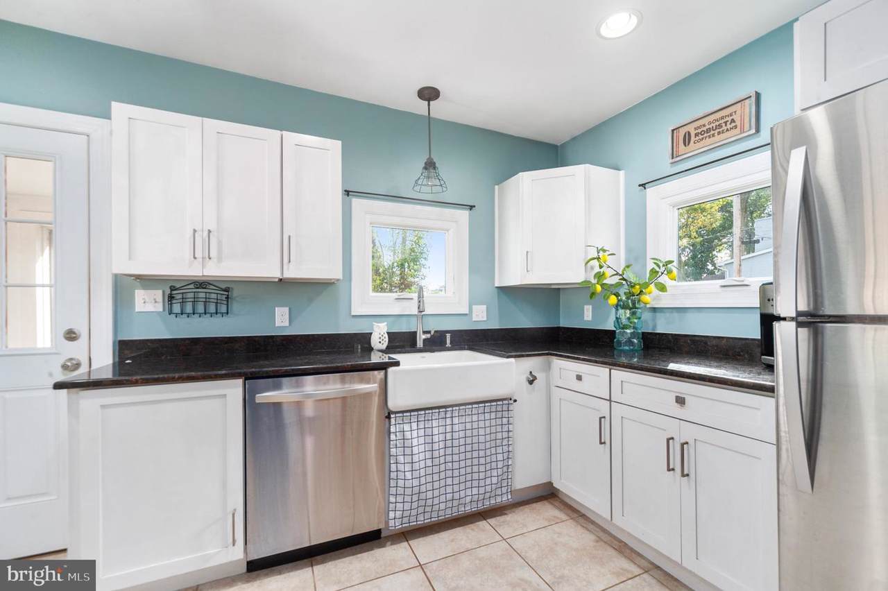 384 Hemlock Trail - Photo 1