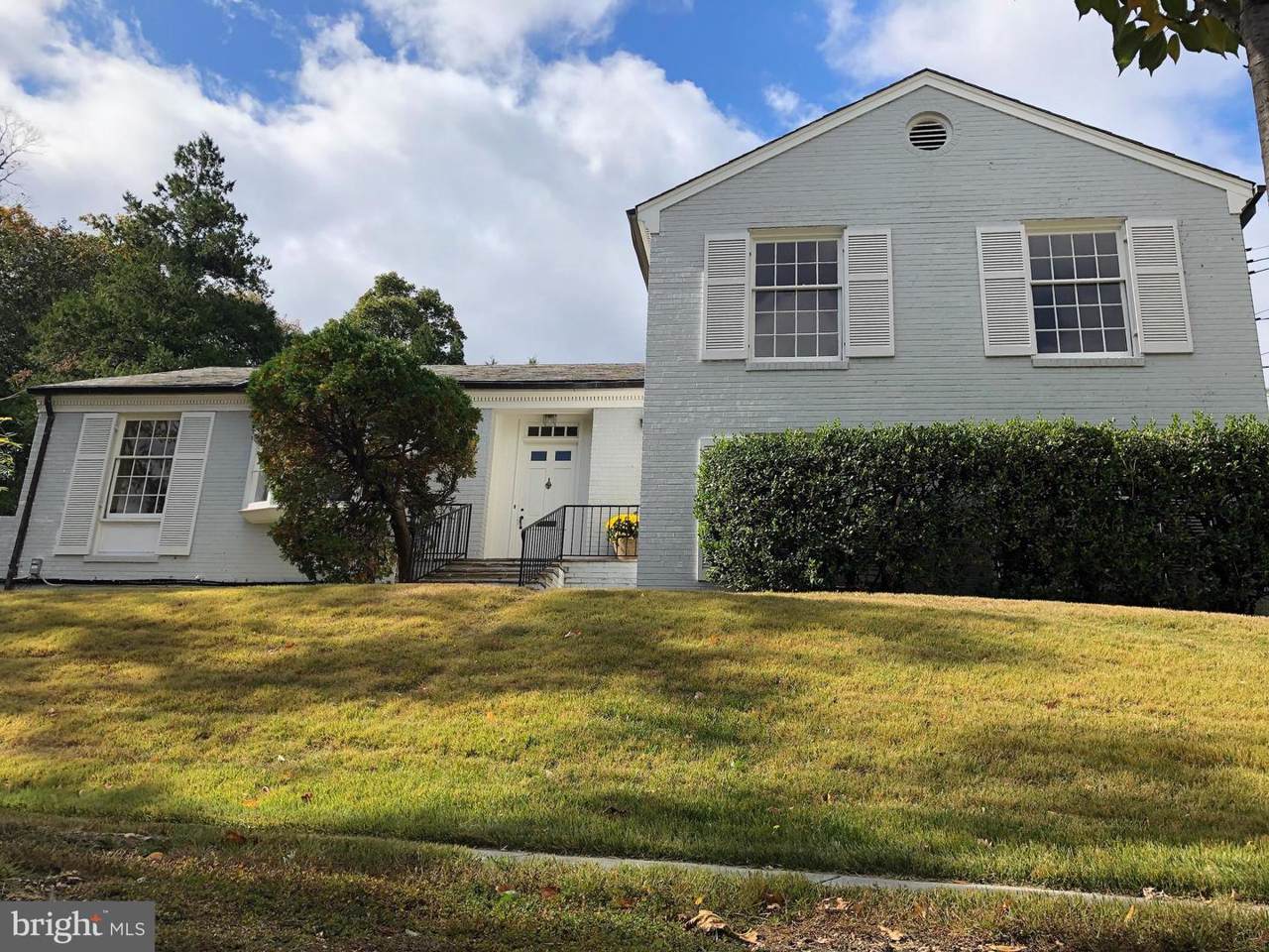 2960 Garfield Terrace - Photo 1