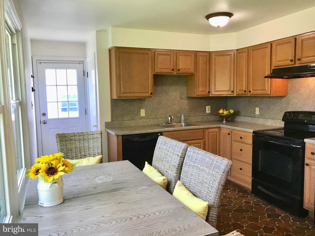1012 Tyler Avenue - Photo 1