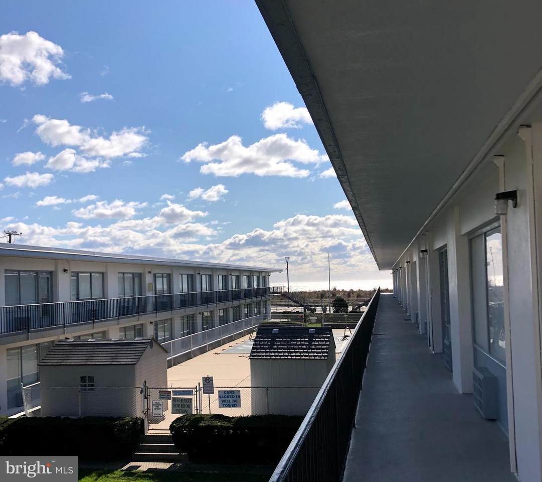 3501 Boardwalk - Photo 1