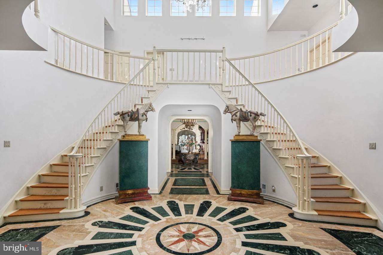 29 Beverly Hills Road - Photo 1