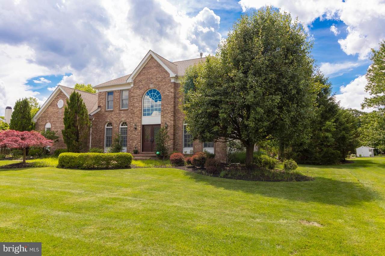 43 Pickering Drive - Photo 1
