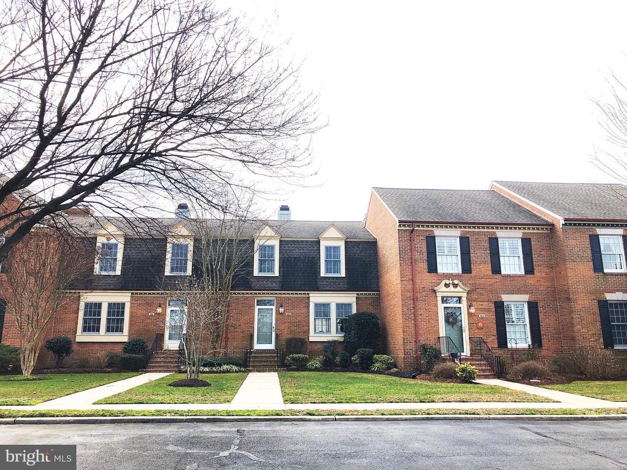 304 Perry Cabin Drive - Photo 1