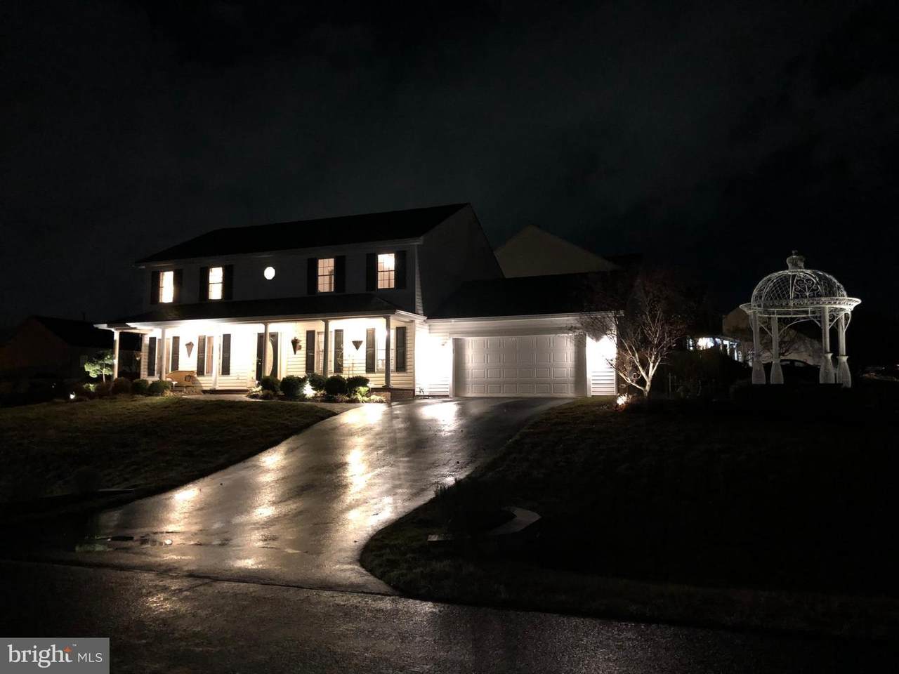 303 Canyon Road - Photo 1