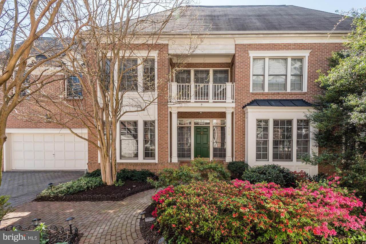 1528 Chain Bridge Road - Photo 1