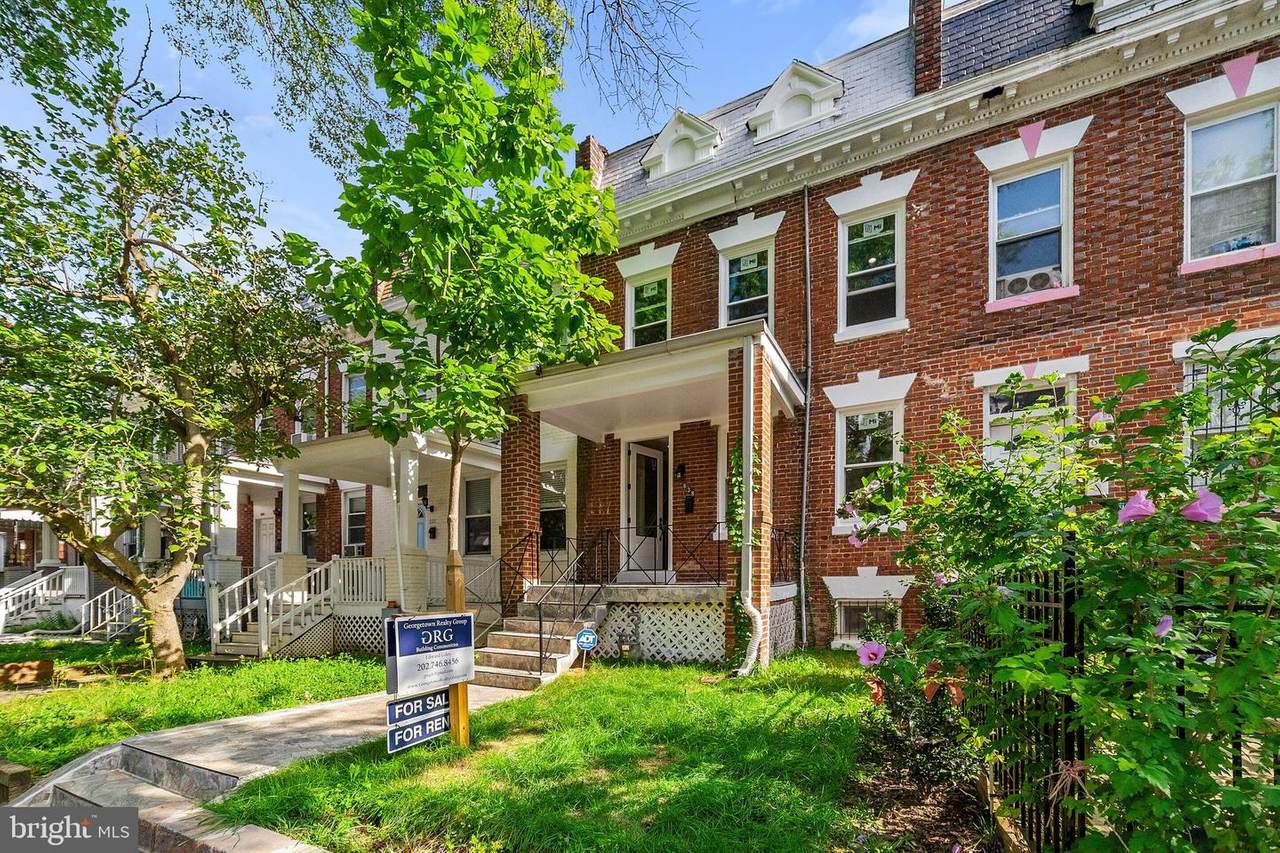 638 Lamont Street - Photo 1