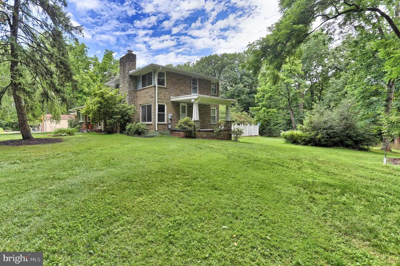 175 Pickett Road - Photo 1