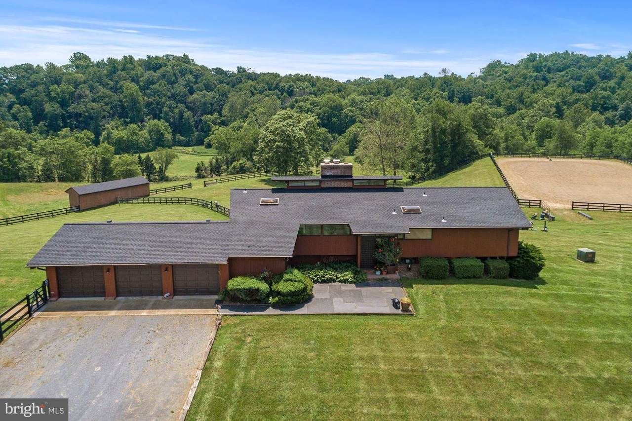 9376 Briar Lane - Photo 1
