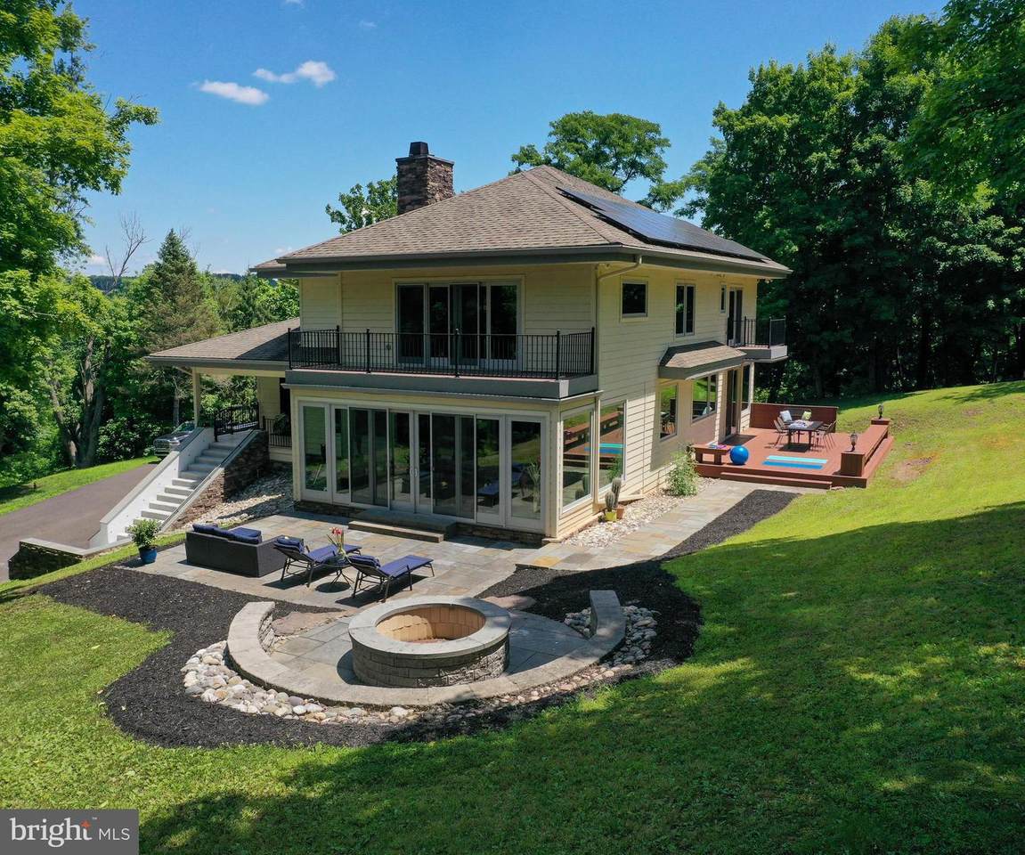 282 Aqueduct Road - Photo 1