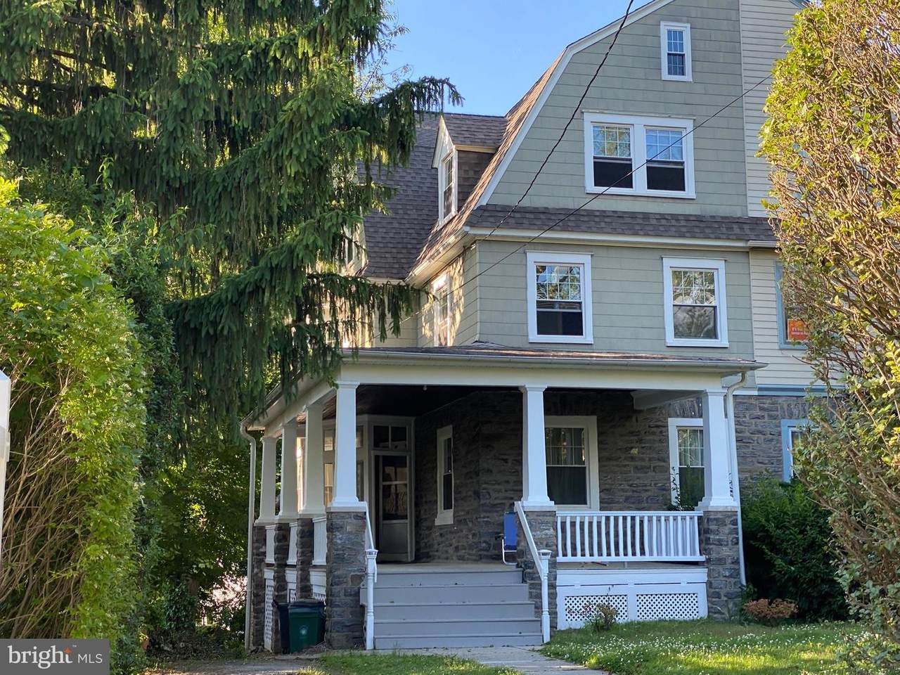 309 Summit Avenue - Photo 1