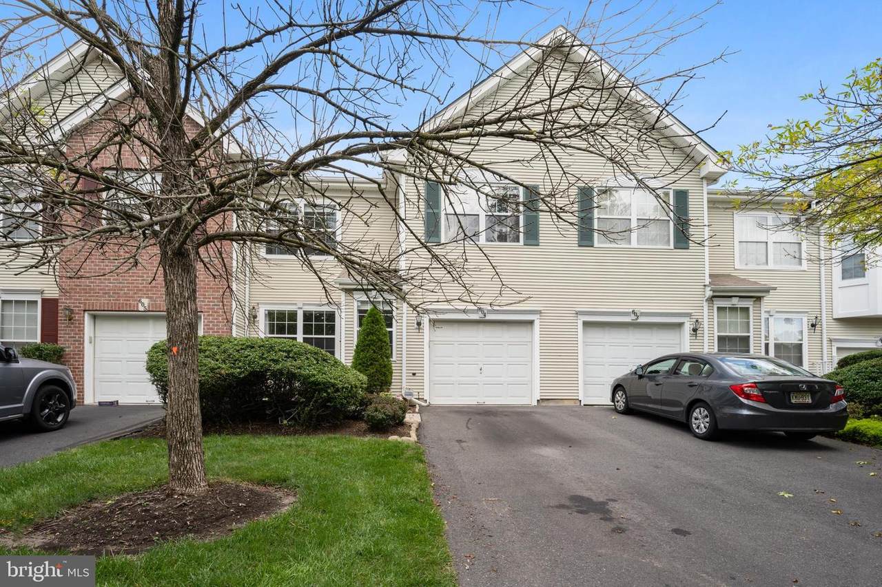 604 Creststone Circle - Photo 1