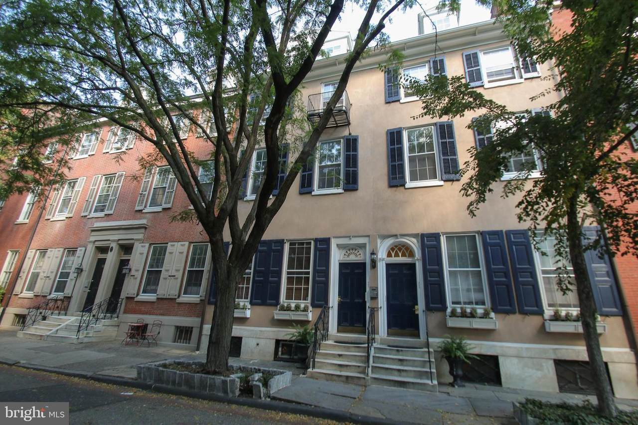 905 Clinton Street - Photo 1