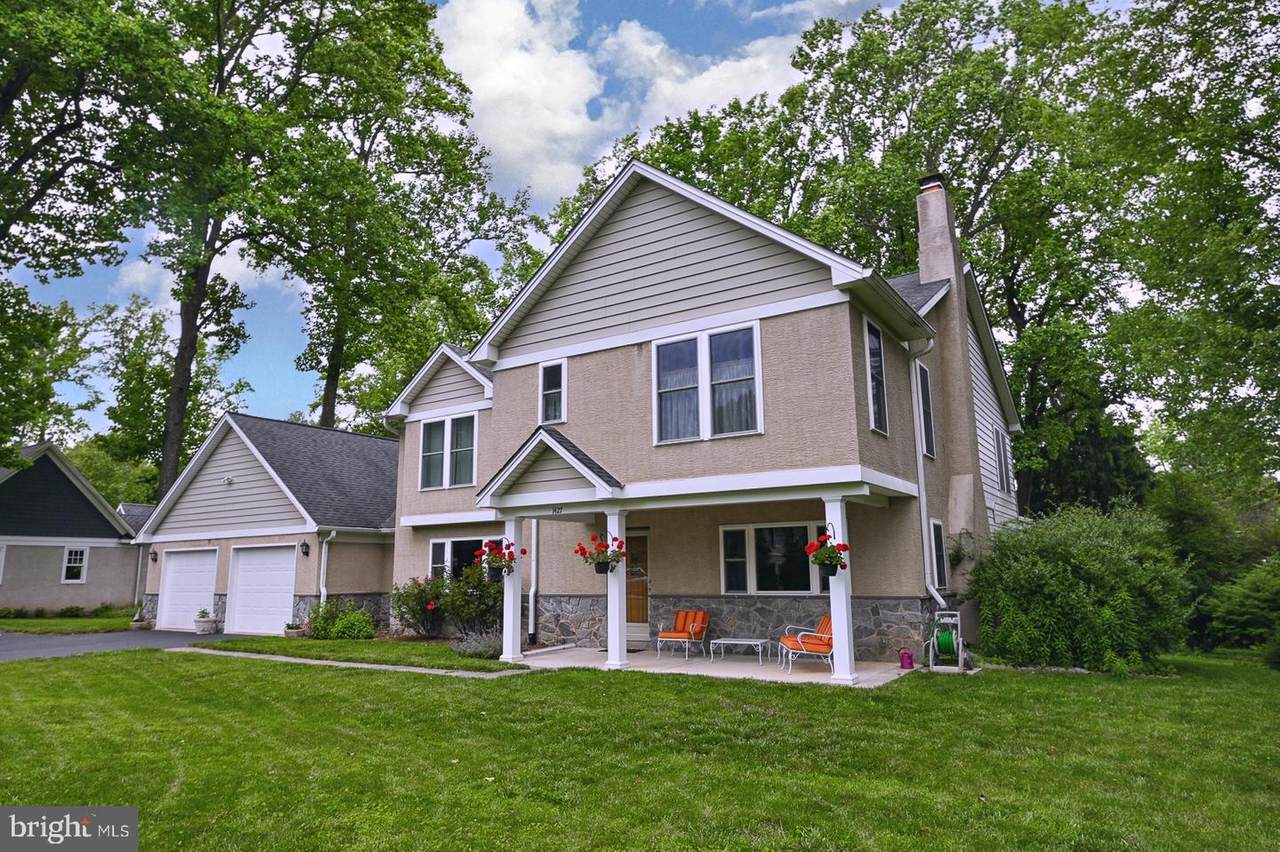 1427 Pennsylvania Avenue - Photo 1