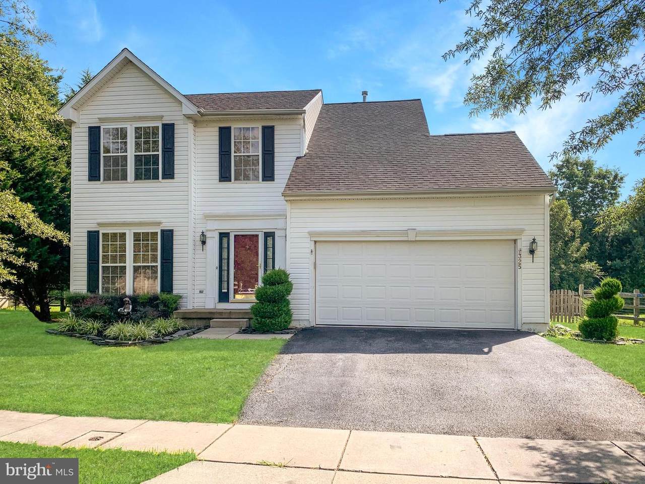 325 Suburban Drive - Photo 1