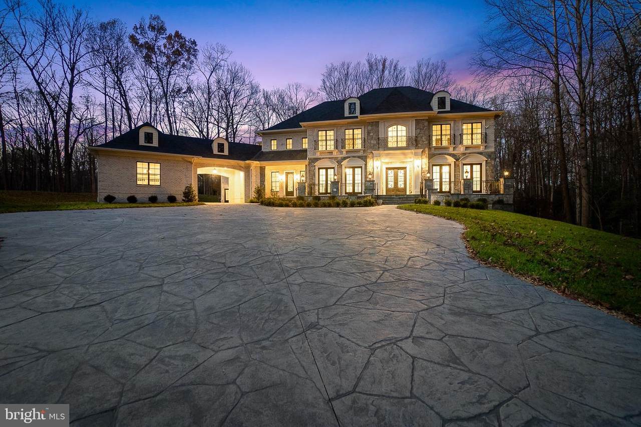 9020 Belcourt Castle Place - Photo 1