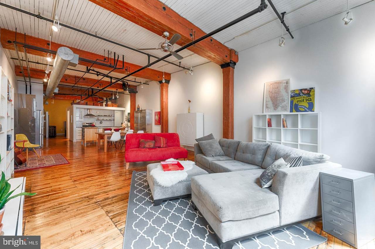 429 13TH Street - Photo 1