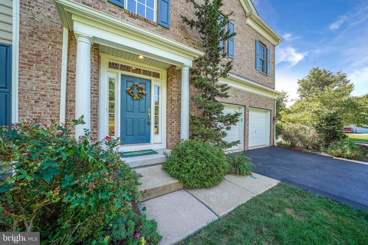 718 Mercers Mill Lane - Photo 1