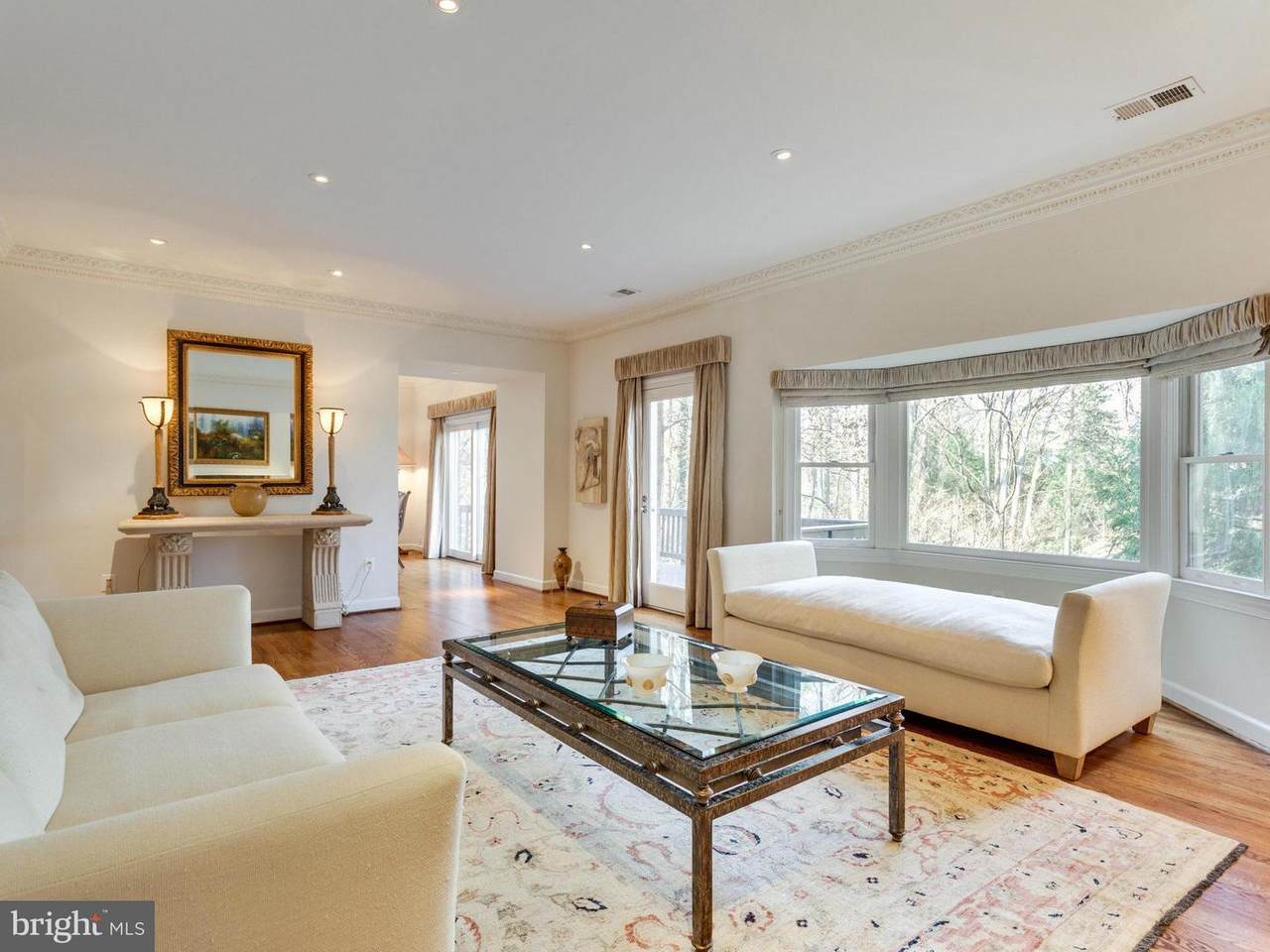 1302 Skipwith Road - Photo 1