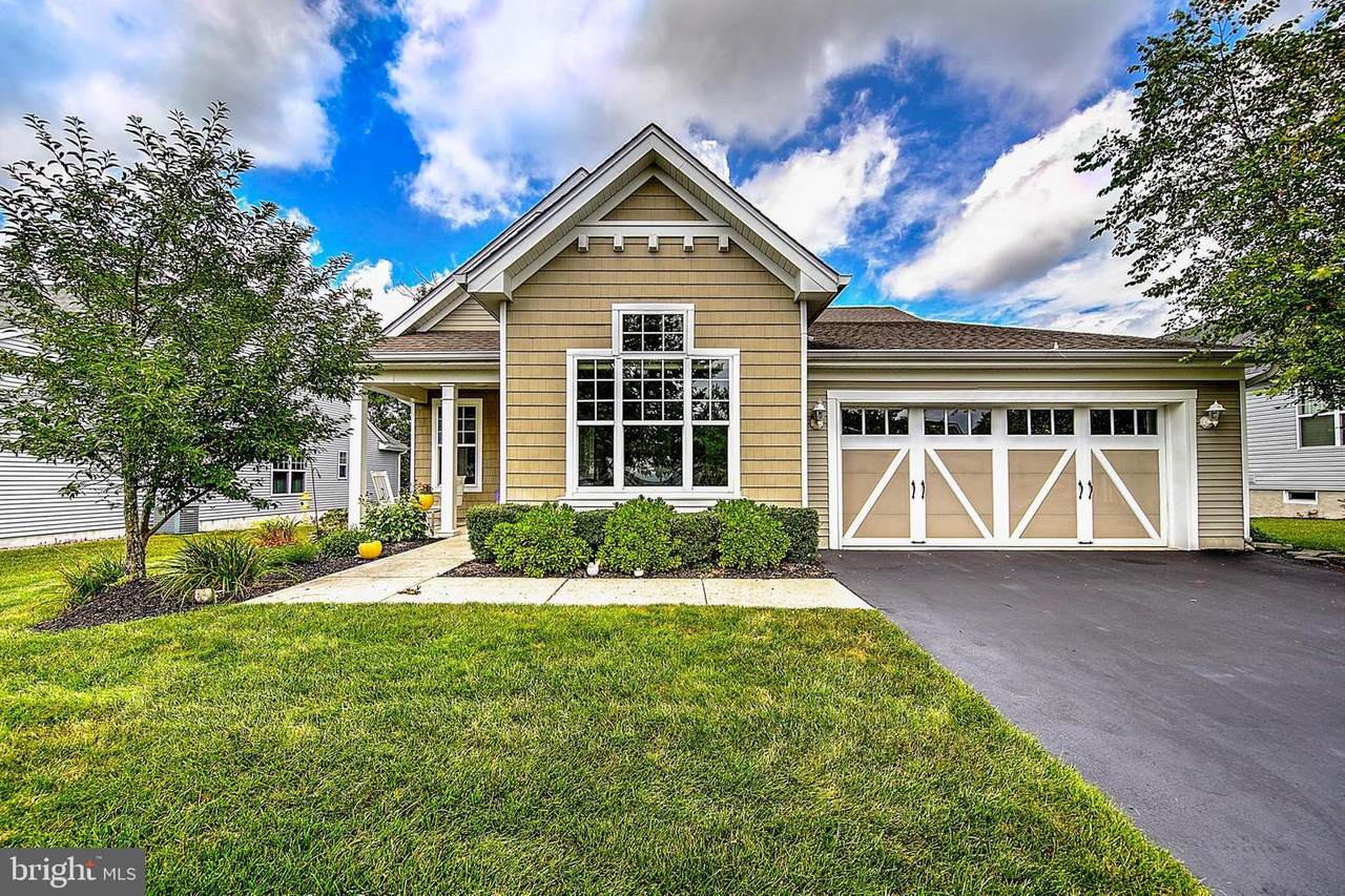 25 Chatham Road - Photo 1