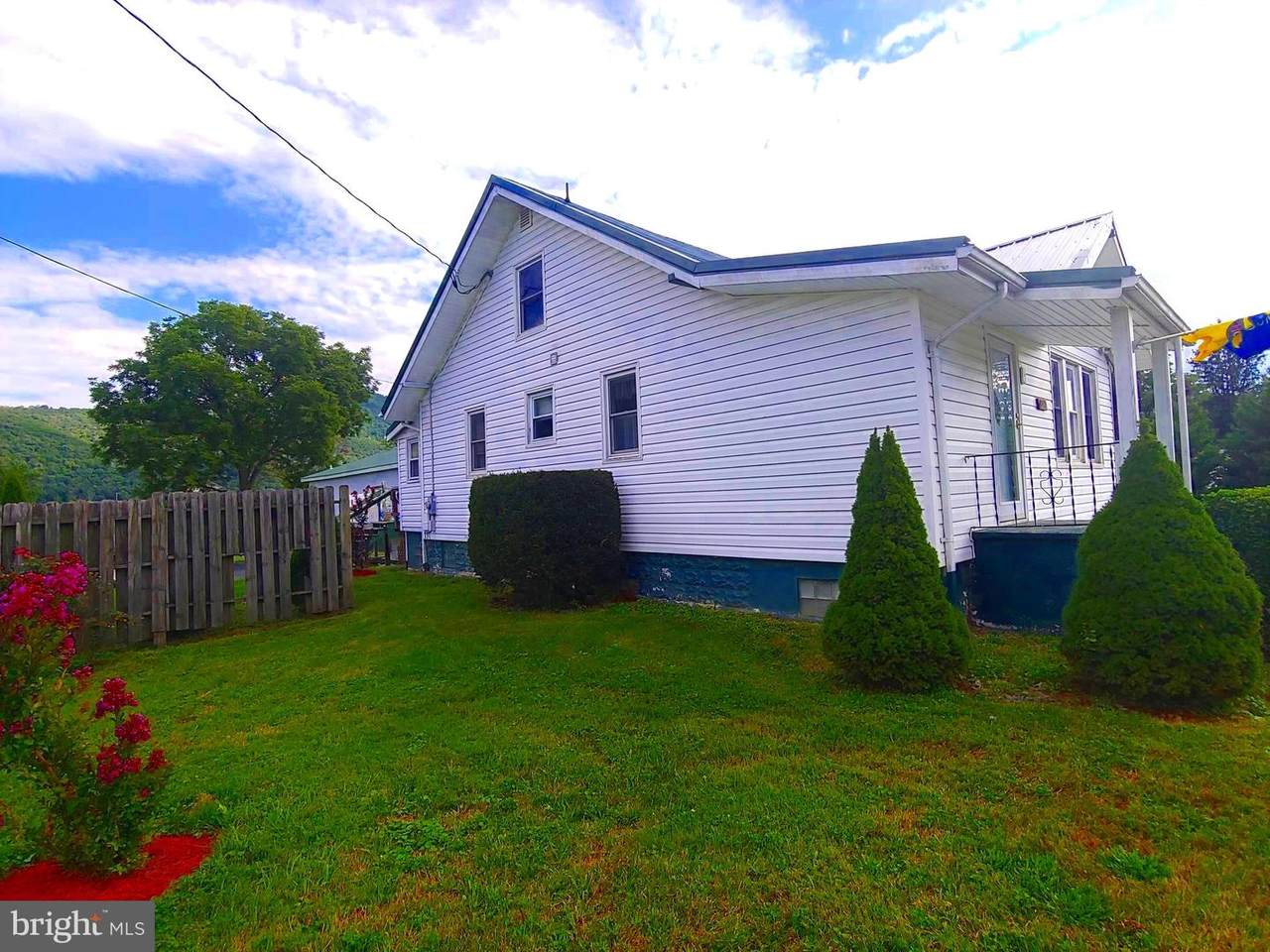 18402 Mcmullen Highway - Photo 1
