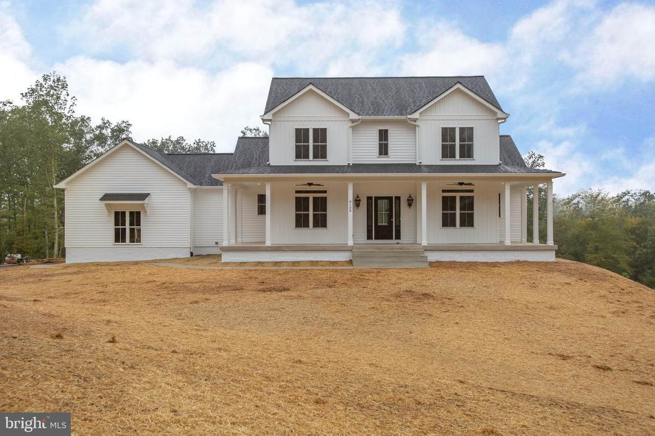 8109 River Road - Photo 1