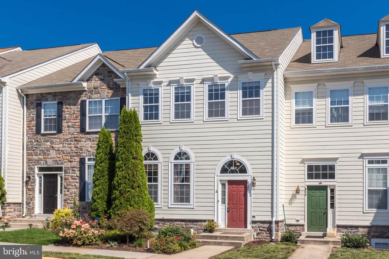 822 Linfield Terrace - Photo 1