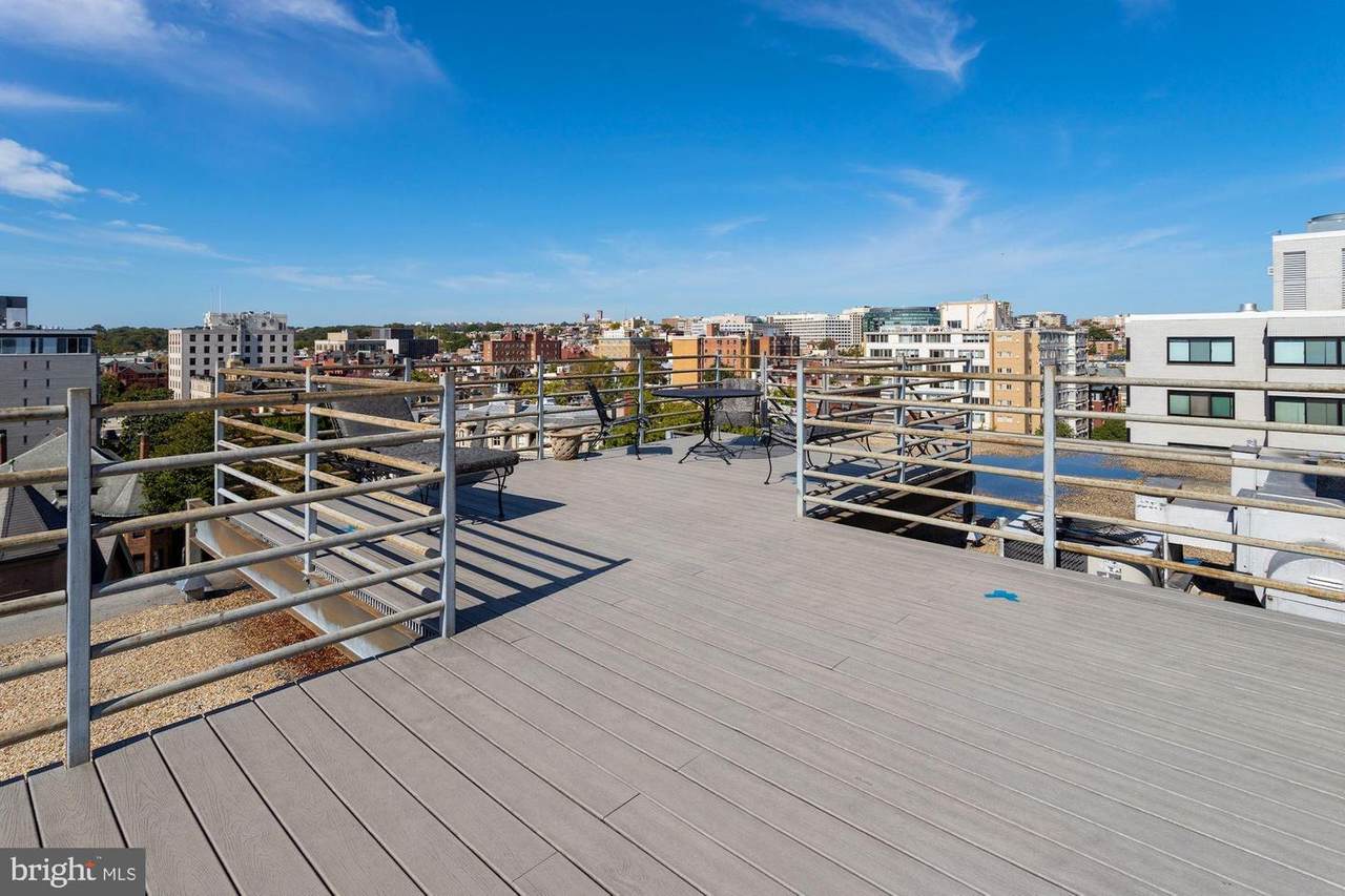 1545 18TH Street - Photo 1
