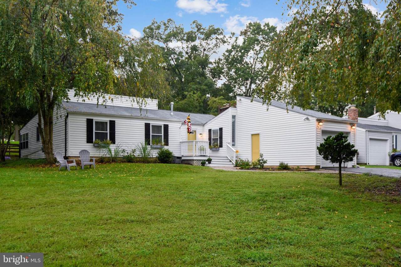 620 Bay Green Drive - Photo 1