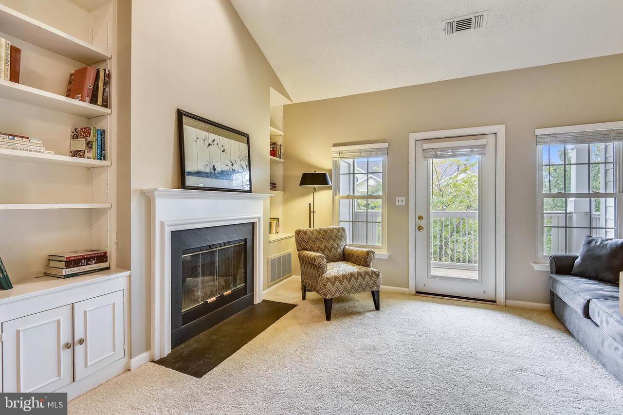 1712 Lake Shore Crest Drive - Photo 1