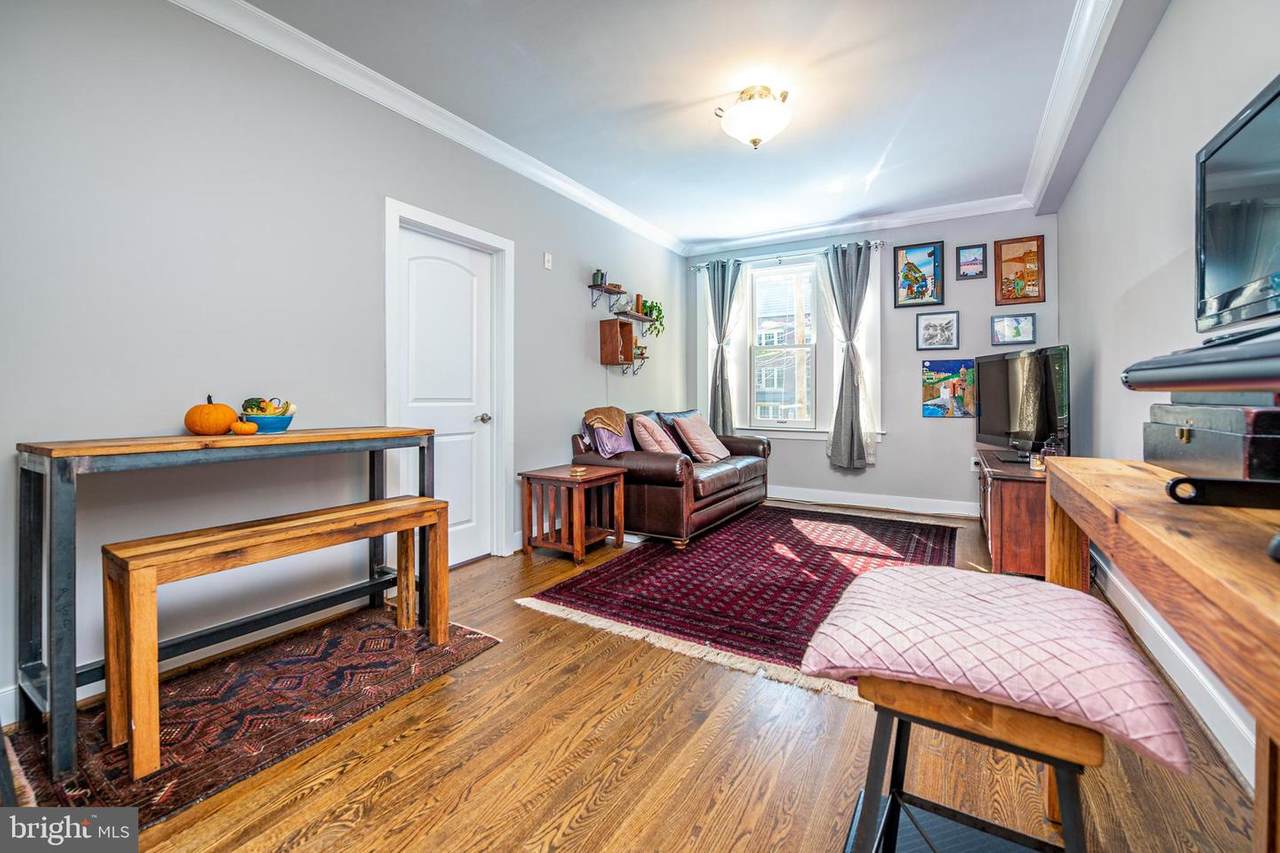 3025 Porter Street - Photo 1