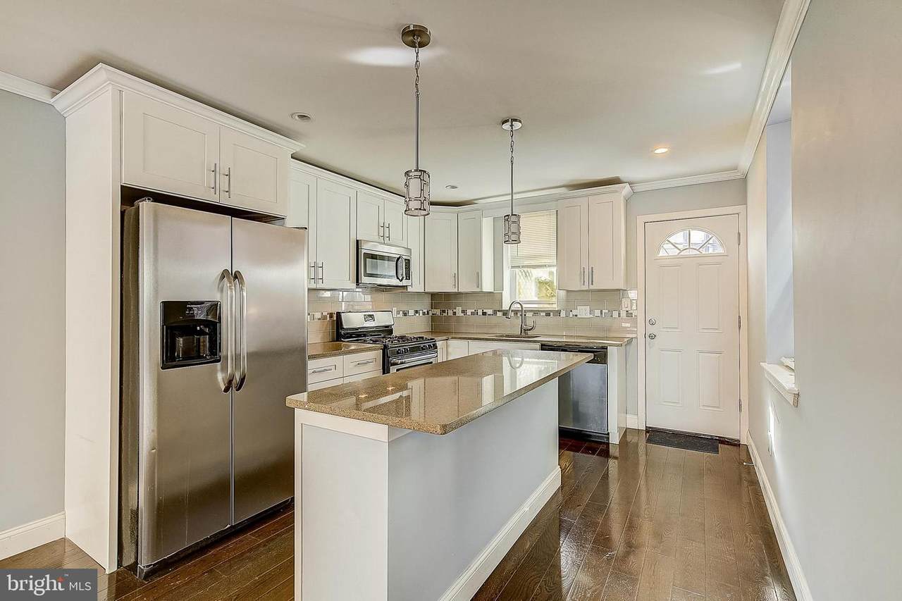 2122 Morris Street - Photo 1