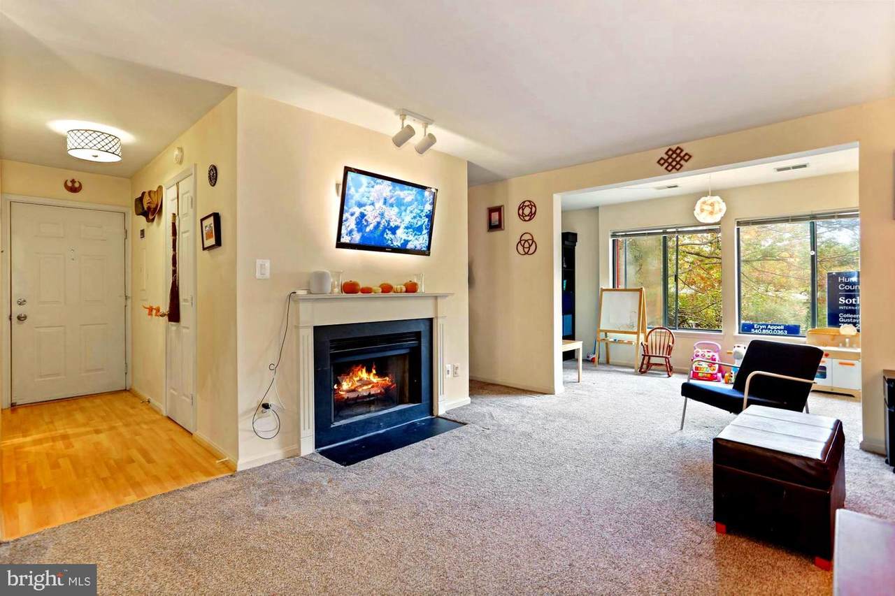 2804 Lee Oaks Place - Photo 1