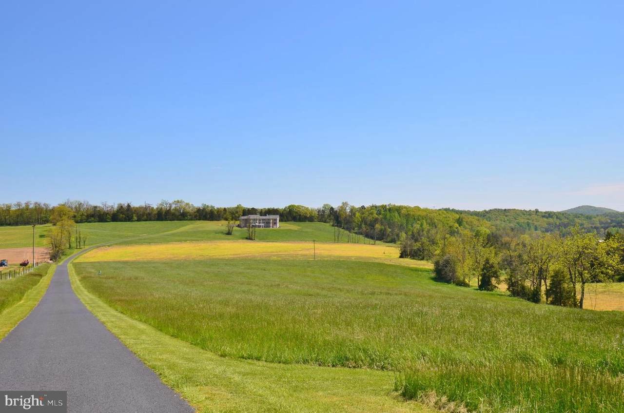368 Ridge Hollow Rd - Photo 1