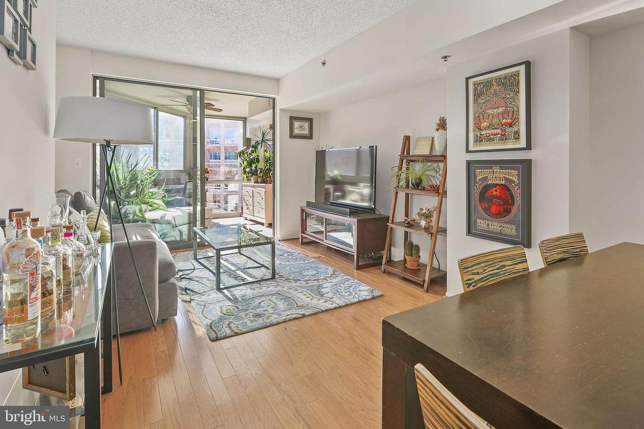 1001 Vermont Street - Photo 1