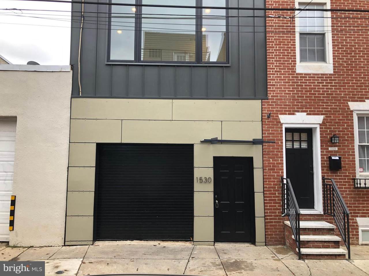 1530 Hewson Street - Photo 1