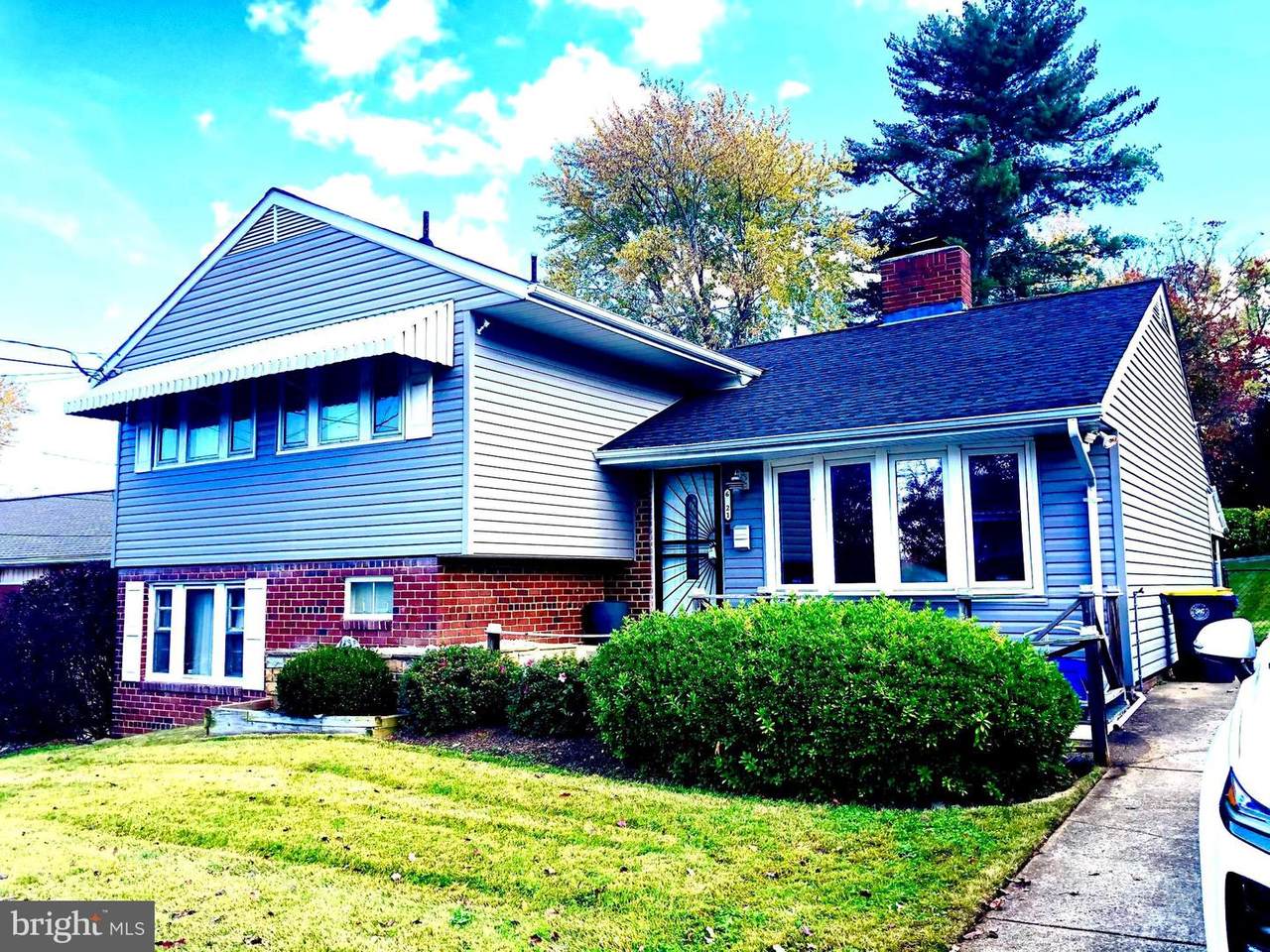 6121 Lamont Drive - Photo 1