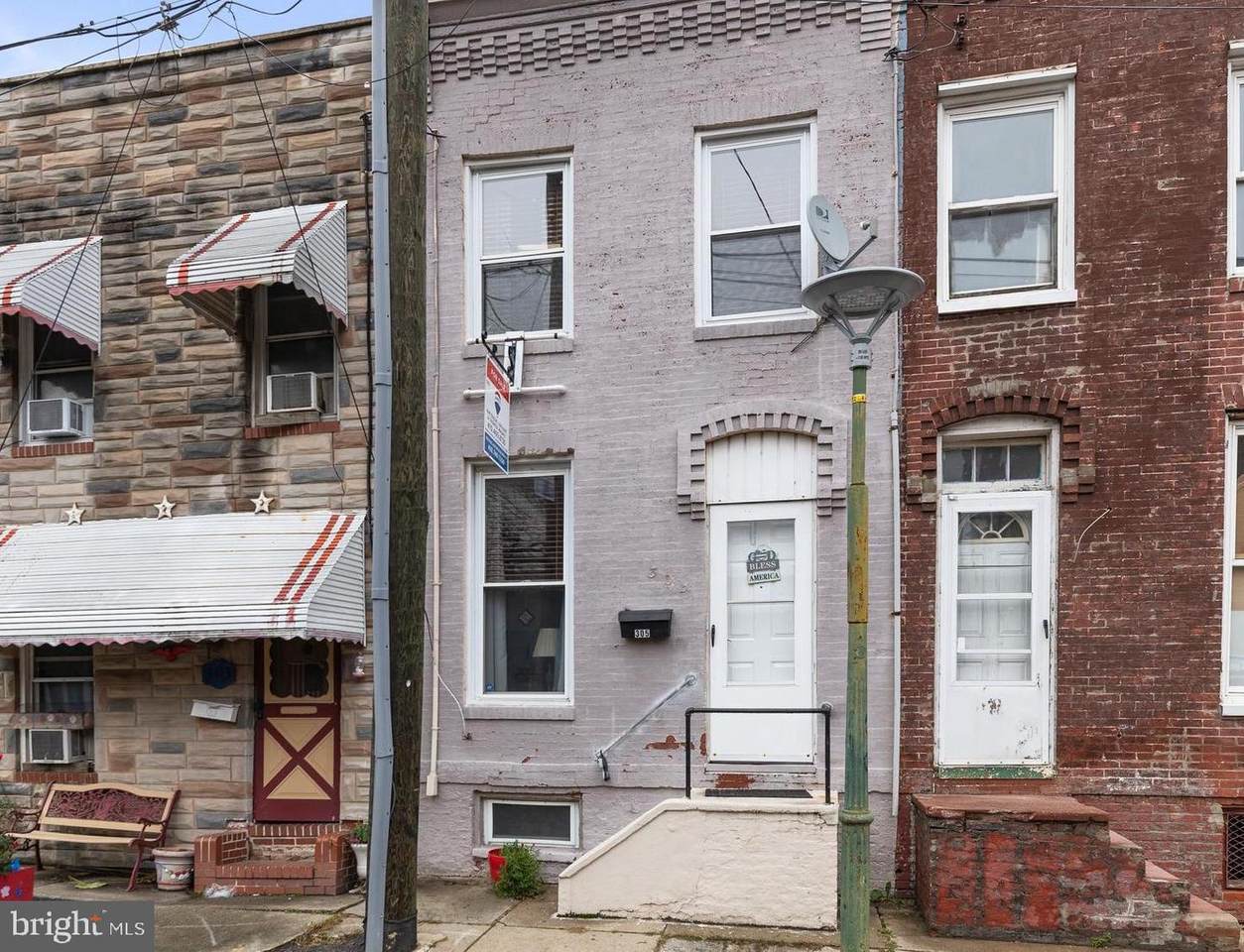 305 Baylis Street - Photo 1