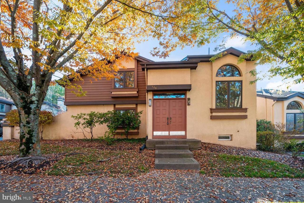 408 Sayre Drive - Photo 1
