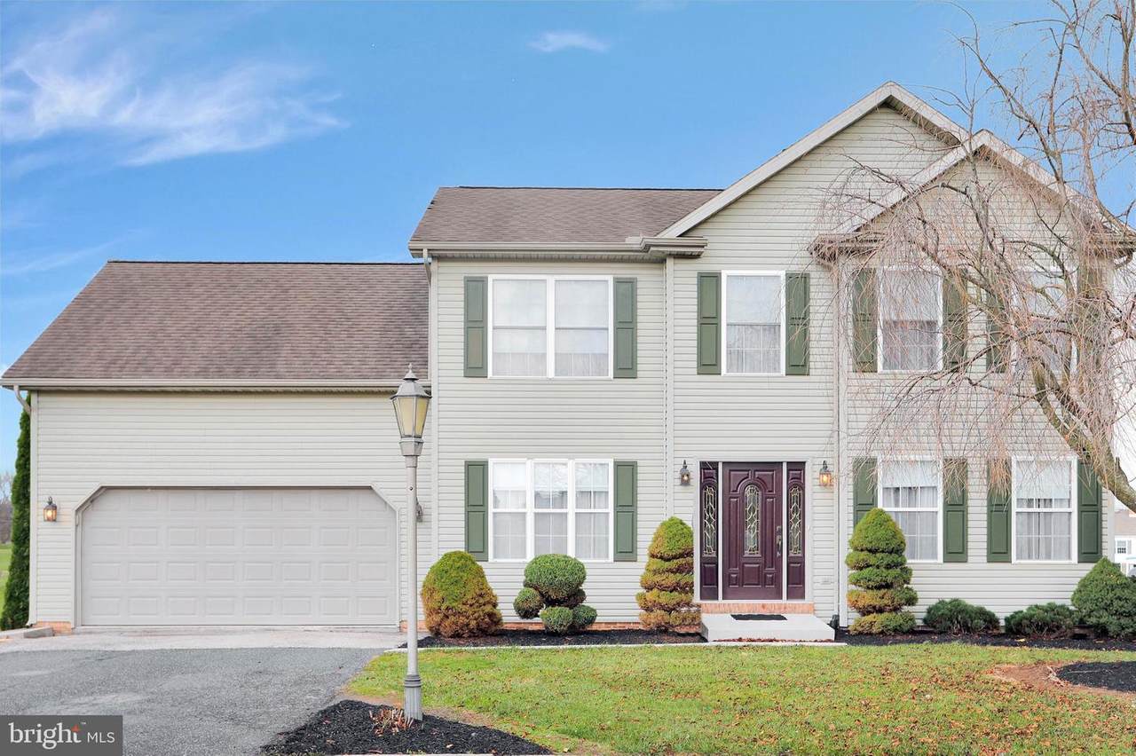58 Hillcrest Drive - Photo 1