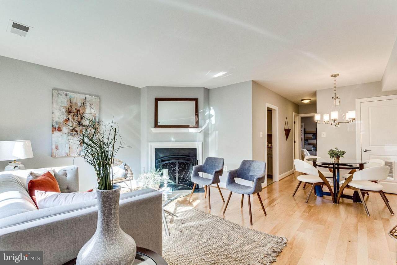 48 15TH Street - Photo 1