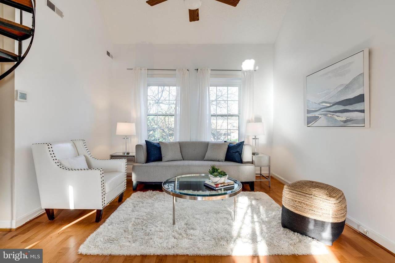 2968 Columbus Street - Photo 1
